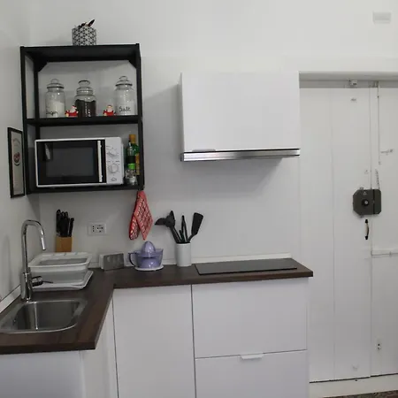 Dimora Scarpa شقة باري