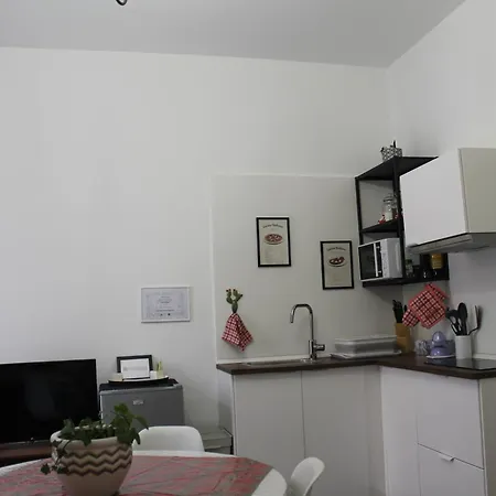 Dimora Scarpa Apartment *