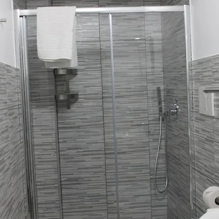 Dimora Scarpa * Bari