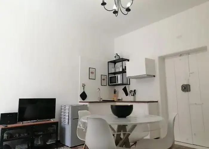 Dimora Scarpa * בארי