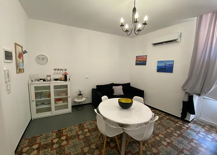 דירה Dimora Scarpa *